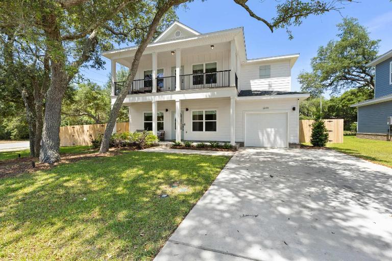 Spacious 3 bedroom home near beaches and shopping - B&B Pensacola