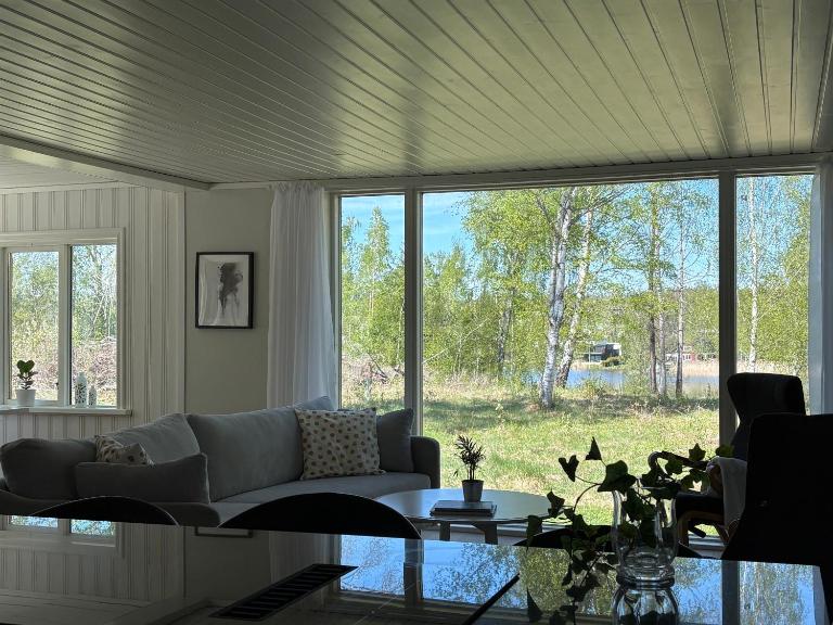 Newly Renovated Lakeview Home Near Eskilstuna - B&B Eskilstuna