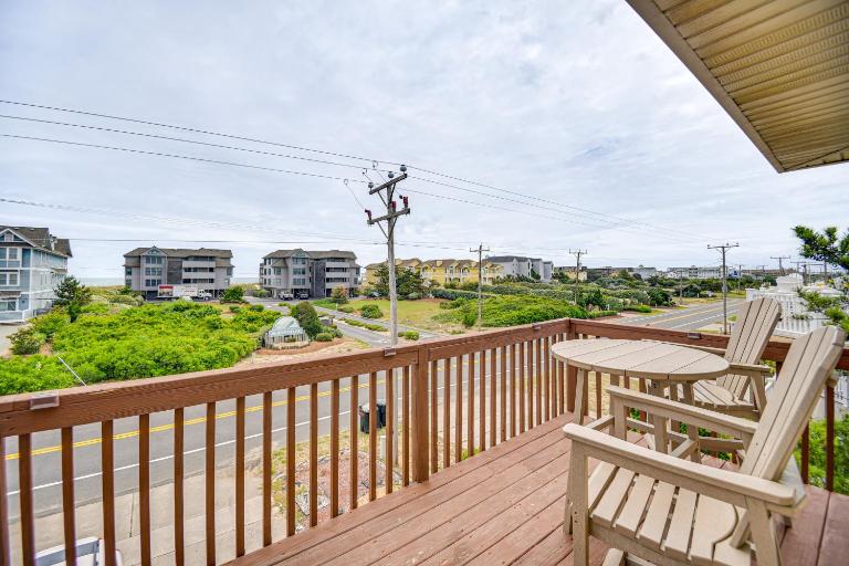 Walk to Beach & Dining! Outer Banks Home w/ Grill - Ferienwohnung Kill Devil Hills