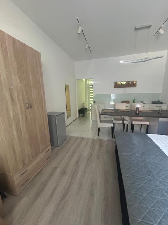 Freedom apartman - B&B Zamárdi