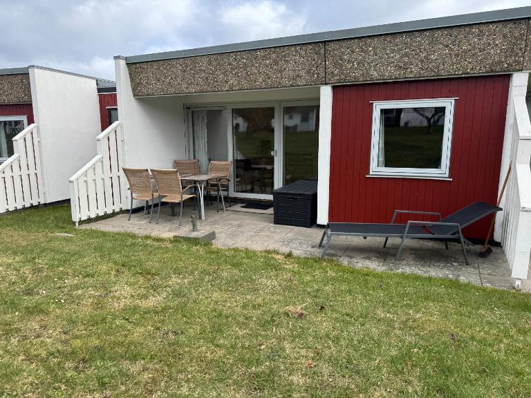 Lovely Holiday Apartment Near Centre - B&B Allinge