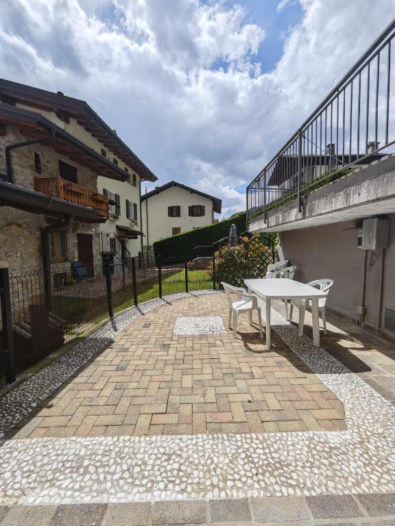 Villetta indipendente Bratto - con posto auto e WiFi - B&B Castione della Presolana