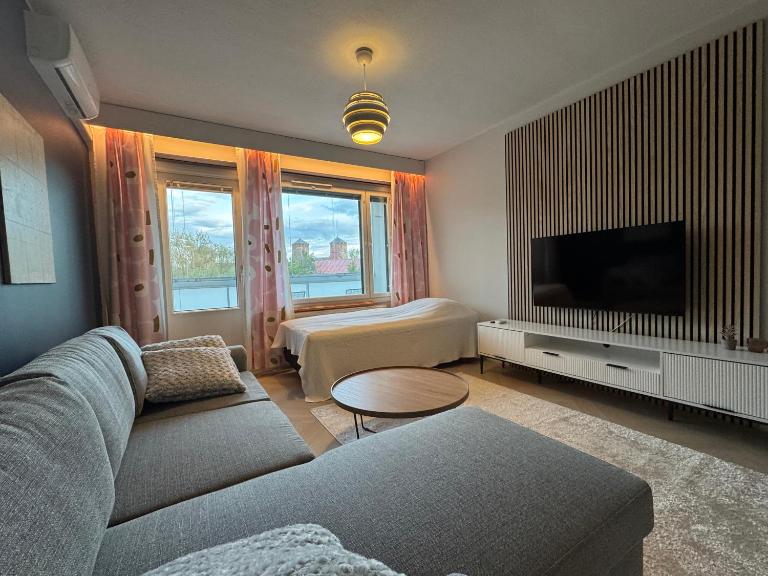 Opera Magic Castle View, Air-Con, Free wifi - Chambres d'hôtes Savonlinna