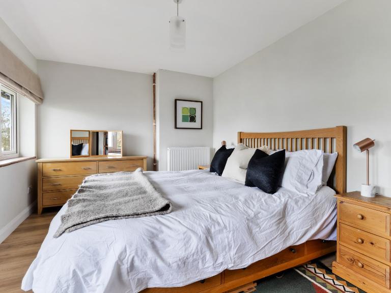 Bosham Cottage for Chichester Harbour & Goodwood - Bed and Breakfast Bosham