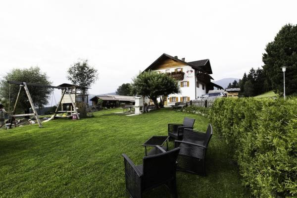 Hölzlhof - Chambres d'hôtes Brunico