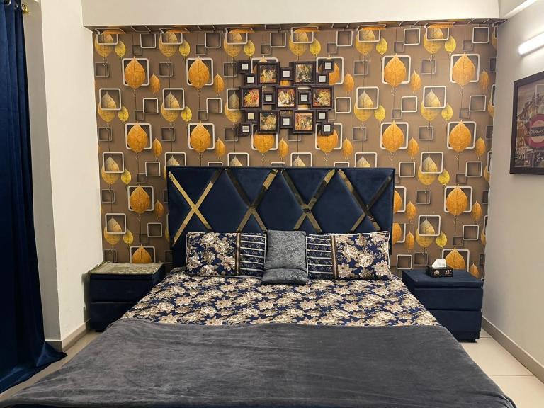 1 bedroom comfortable apartment in gulberg greens - Chambres d'hôtes Islamabad