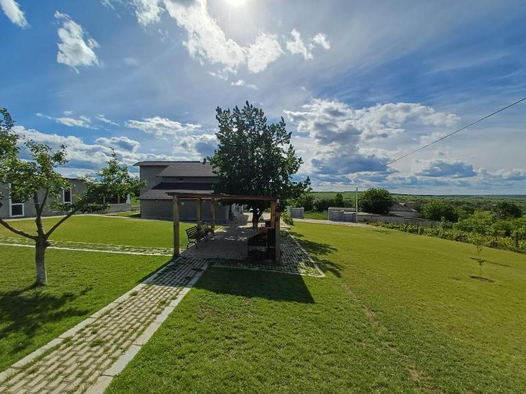Arca lui Roman - Bed and Breakfast Furceni