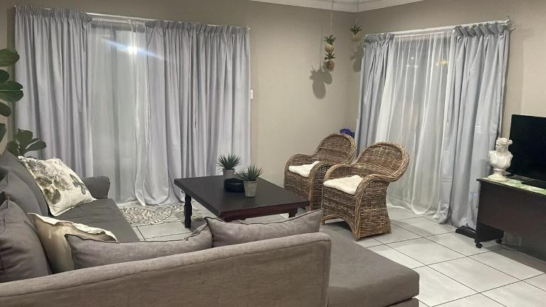 Honeyberry - B&B Potchefstroom