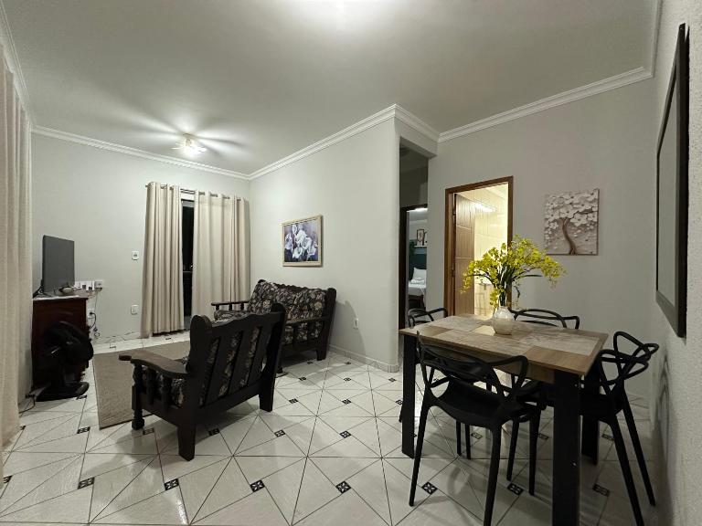 Apartamento com varanda a 300m da Praia do Abricó - B&B Rio das Ostras