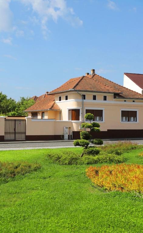 Casa Tamplarului - B&B Orăştie