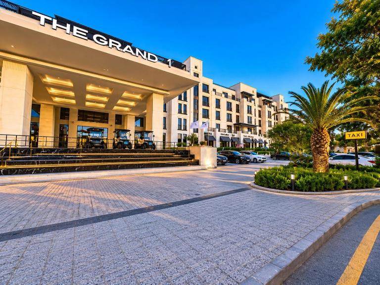 The Grand Sea Breeze Resort - Ferienwohnung Nardaran