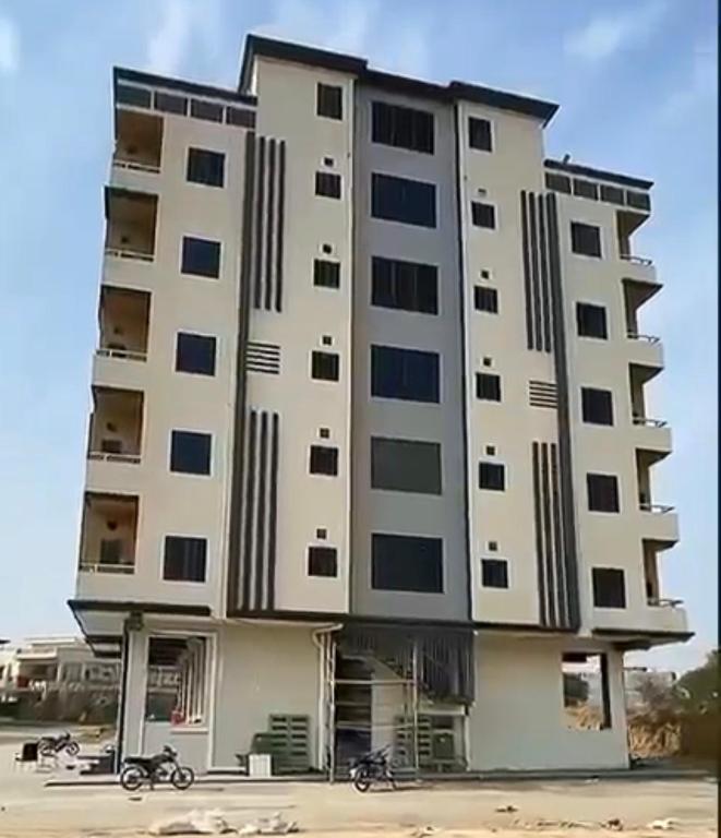 Huk Midway Hotel Apartment - B&B Islamabad
