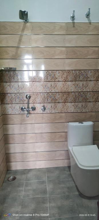 Rawat Homestay - B&B Rishīkesh