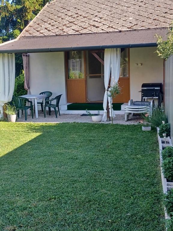 Elza Apartman Keszthely - Bed and Breakfast Keszthely