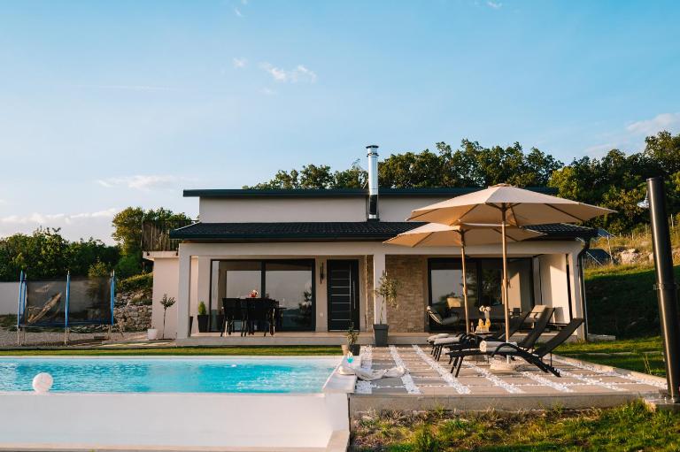 Villa Infinity View - Chambres d'hôtes Siroki Brijeg