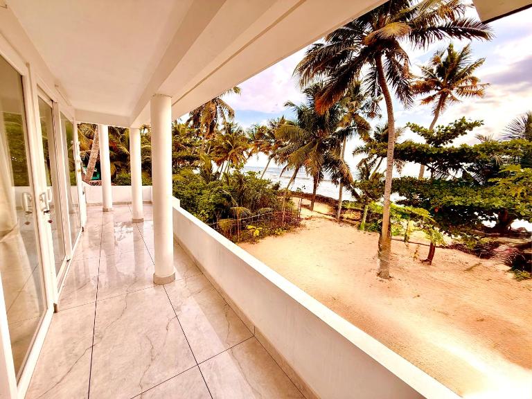 Elkanah Aelyn Beach Homestay - Ferienwohnung Turavūr