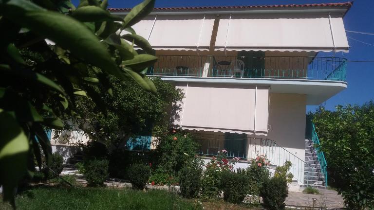 Mouragio Apartments - Bed and Breakfast Tyrós