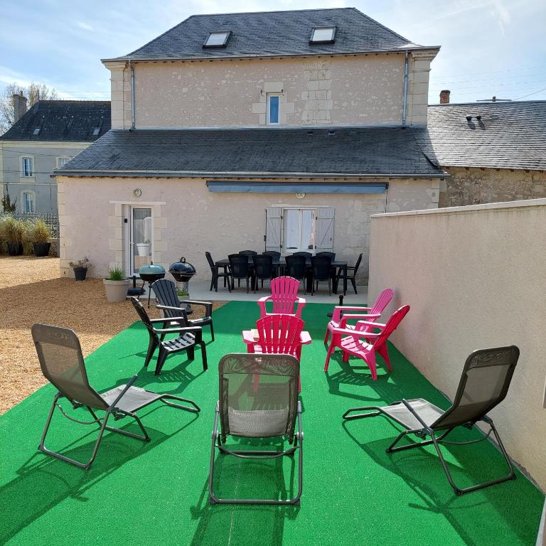 Superbe gite familial pour 10 personnes à Gizeux - B&B Gizeux