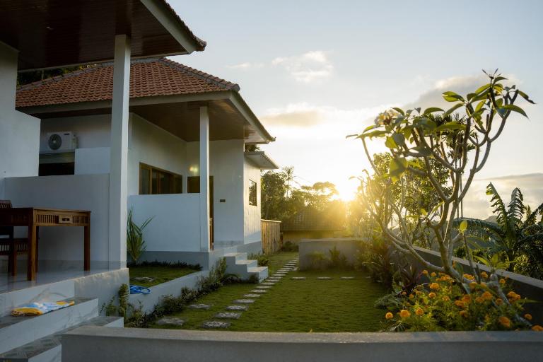 Gedong Hill - B&B Culik