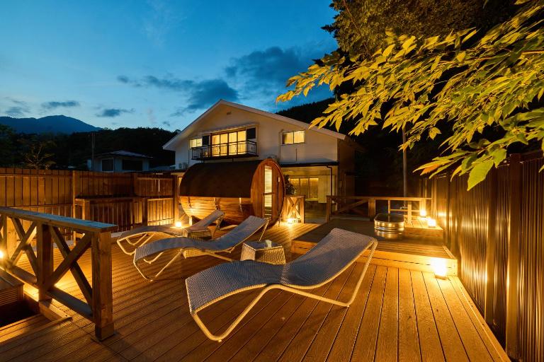 ゴルフandリゾート W-Revive 富士河口湖 - Chambres d'hôtes Fujikawaguchiko