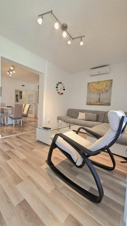 Apartment Sabina - B&B Makarska