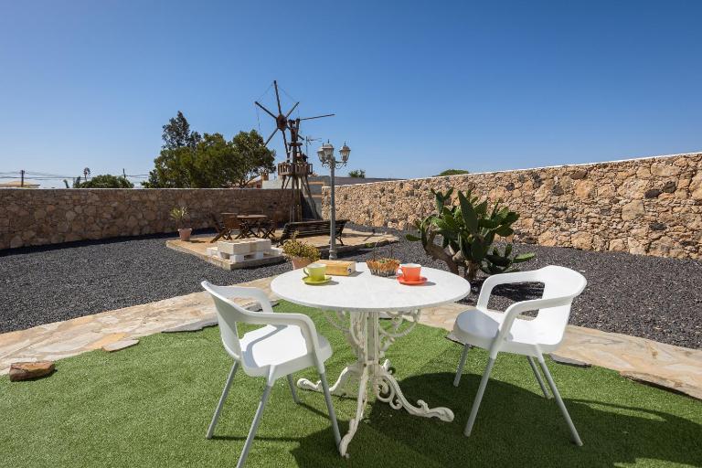 Home2Book La Molina C, Rural Retreat - B&B Triquivijate