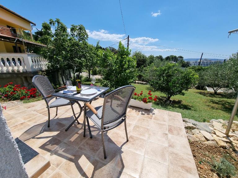 Debelić Suha Punta - B&B Rab