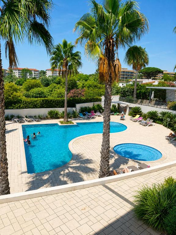Luxury Beach Apartment in Cavalo Preto Condominium - B&B Quarteira