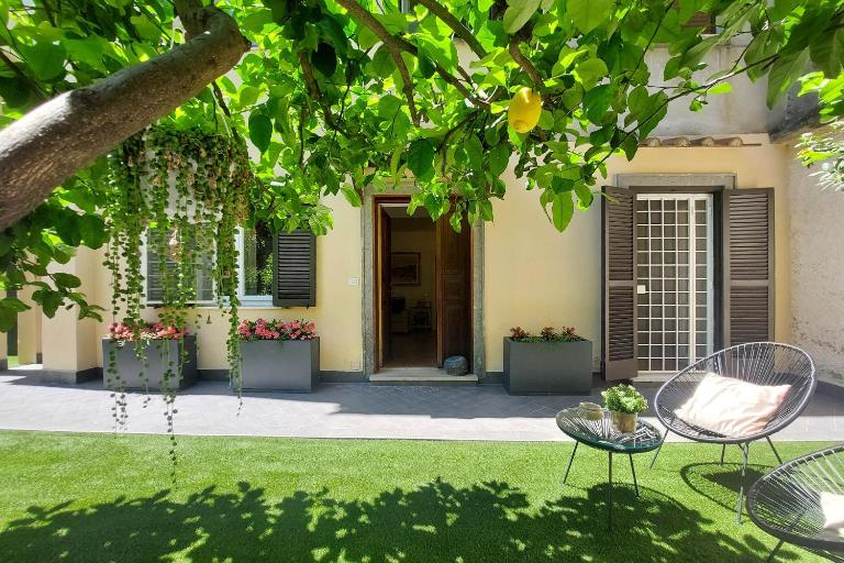 Maison Gabri - Hidden Garden by DomusDimore - Chambres d'hôtes Rome