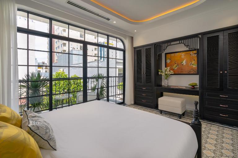 Indo Boutique Apartment - Walk to My Khe Beach - B&B Da Nang