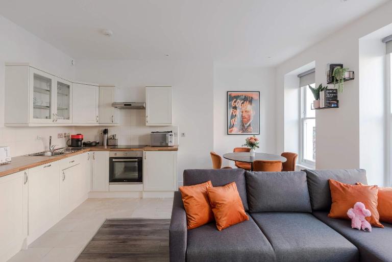 1-bed Flat by Oxford Circus - Fitzrovia - Sleeps 4 - B&B London