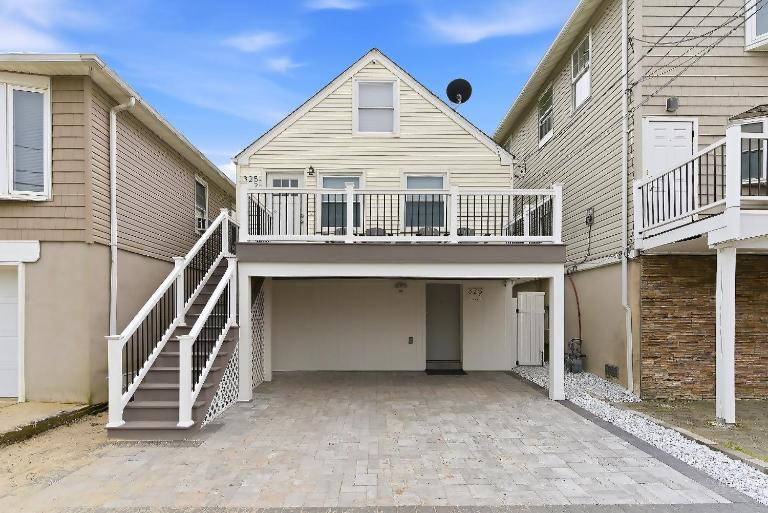 Gorgeous Beach Unit sleeps 4, 2 beach badges, beach towels, and 4 min to beach - Ferienwohnung Seaside Heights
