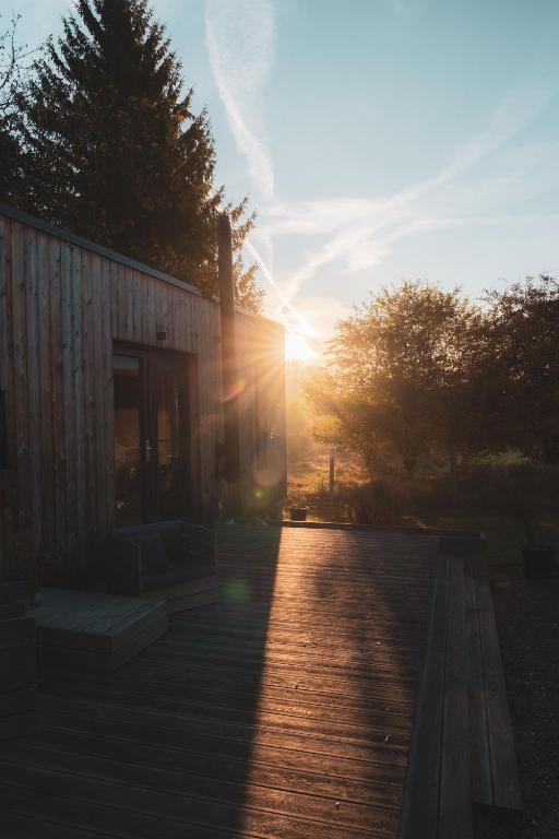La-MaHome Glamping Brdy - B&B Vysoká