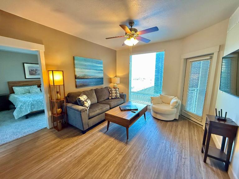 Spacious 2-bedroom Executive Condo - B&B Salt Lake City
