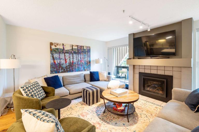 Excellent Location Free Parking Walk to Village - Chambres d'hôtes Whistler
