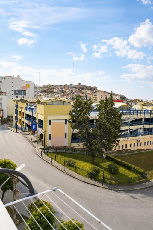 Kymera Stay - Bed and Breakfast Kavála