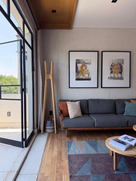 Design Apartment in Beautifully Restored Building in Roma Norte - B&B Ciudad de México