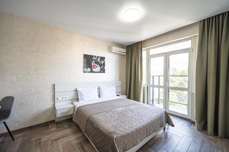 Новобудова, VIP Апартаменти, Залізничний вокзал. ТЦ Україна - B&B Kyiv