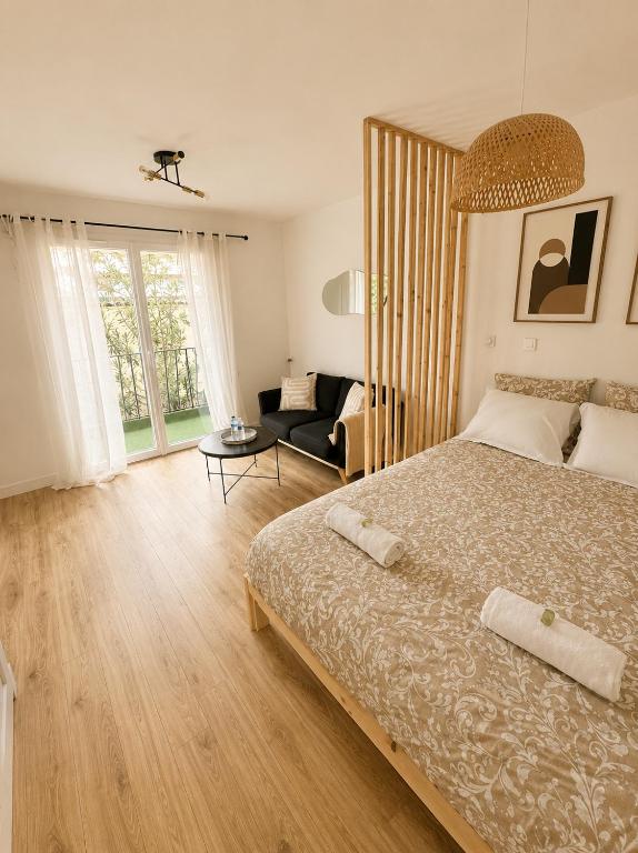 Beau studio calme proche mer - B&B Cagnes-sur-Mer