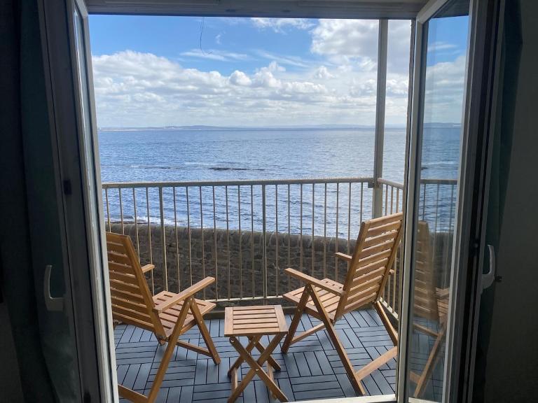 Harbour Point Apartment - Bed and Breakfast Saltcoats