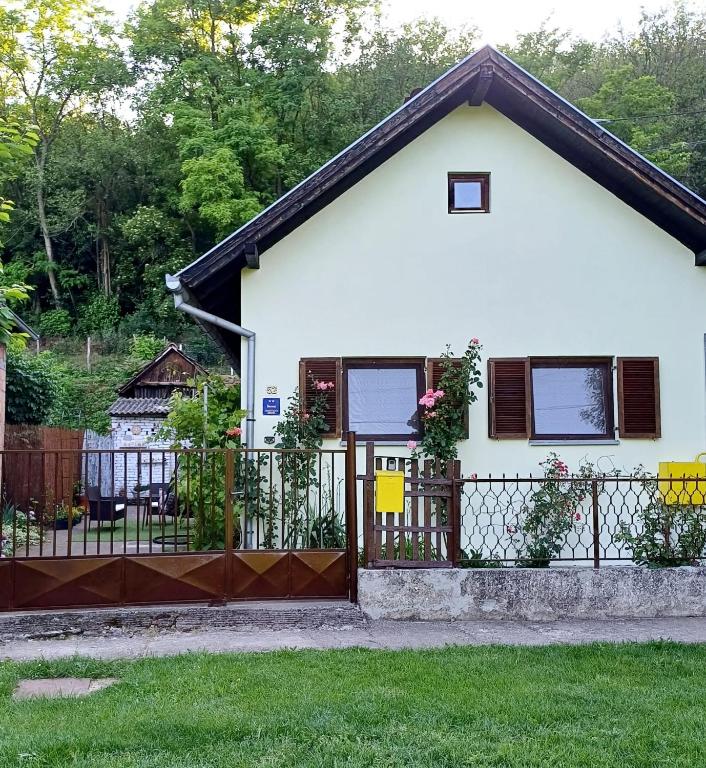 Sunstation - Chambres d'hôtes Šarengrad