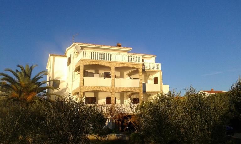 Rumora Ivan Apartment - B&B Povljana