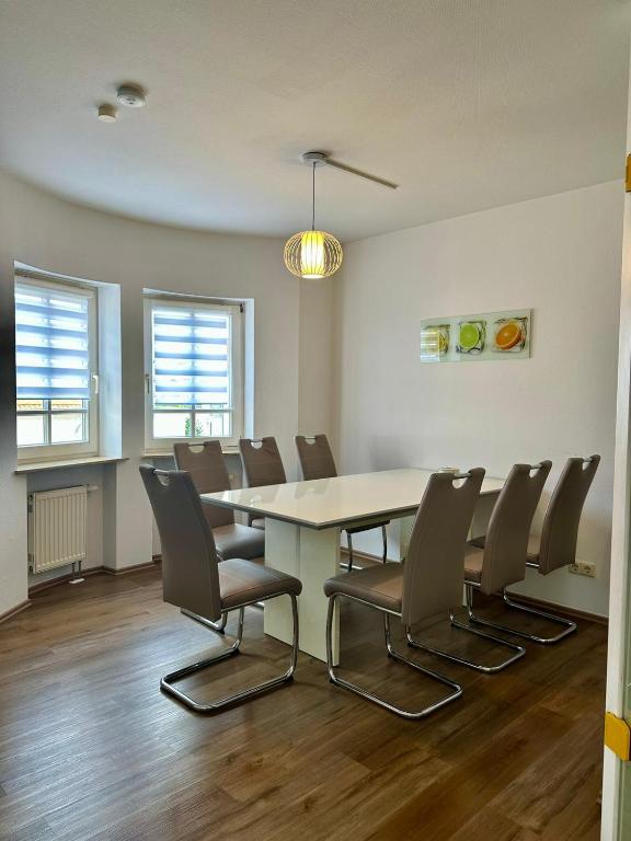 Schöne 4 Schlafzimmer Maisonette in Wangen im Allgäu - Bed and Breakfast Wangen