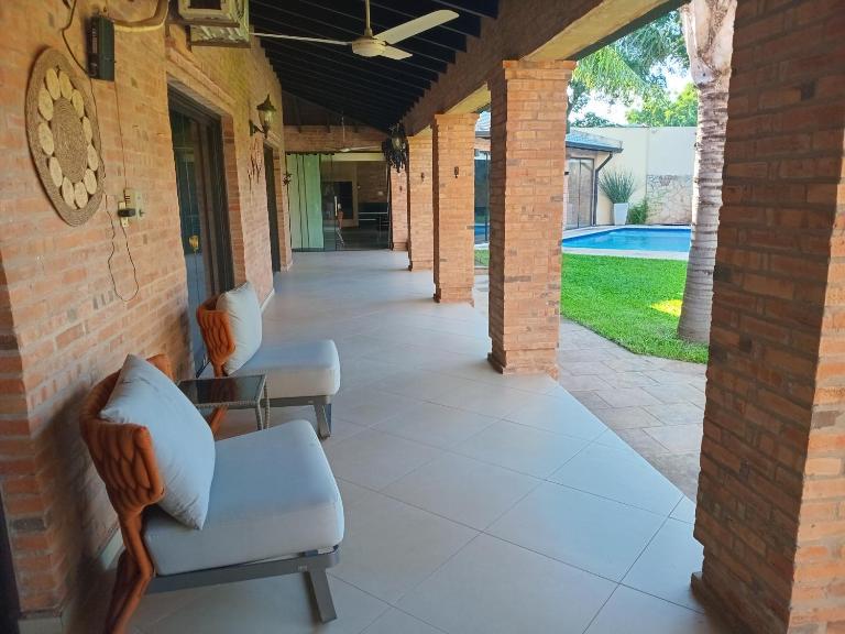 Elegante alojamiento zona shopping del sol - B&B Asunción