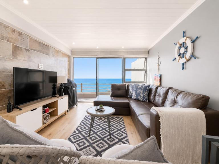 Coastal Hospitality - De Valle 65 - B&B Mossel Bay