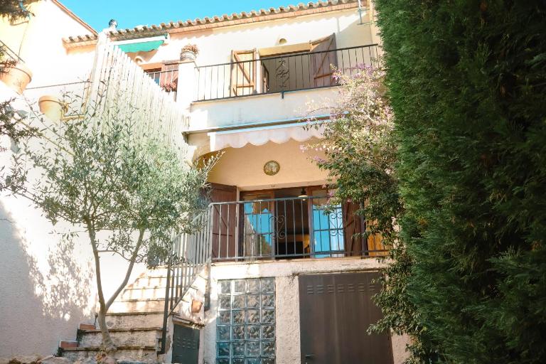 Brusselles 3 - B&B l'Estartit