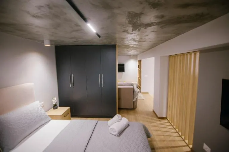 Triple Nest Korce - Ferienwohnung Korça