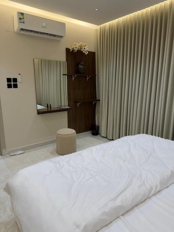 شقة مودرن غرفة وصالة - Bed and Breakfast Buraydah