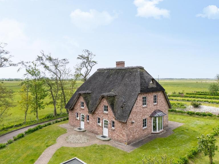 Beach House Reetdachhaus Beach House 2 - B&B Tating
