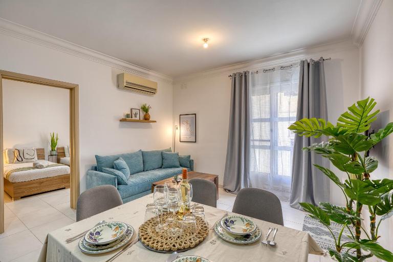 Boutique Stay in Sliema by the Sea - Bed and Breakfast Sliema